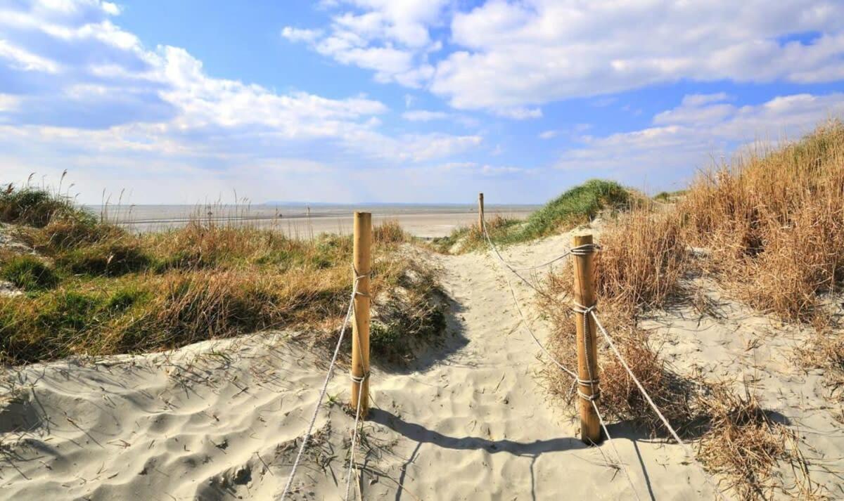 Sunny & Modern Near The Beach & Village W Parking East Wittering Exterior photo